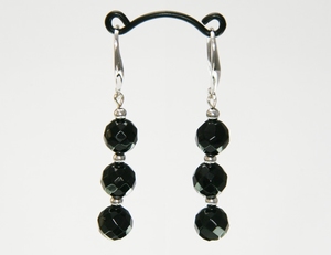 Boucles d`Oreilles Onyx Dormeuses Facetté 8-9mm V Argent 925