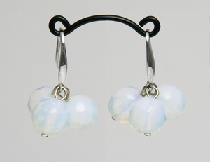 Boucles d`Oreilles Pierre de Lune Dormeuses Facettées 8mm H