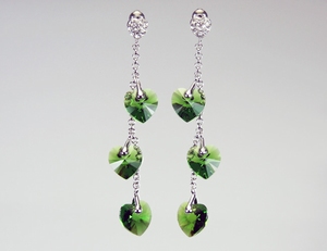 Boucles d`Oreilles Cristaux SWAROVSKI 3 Coeurs en Chaine V